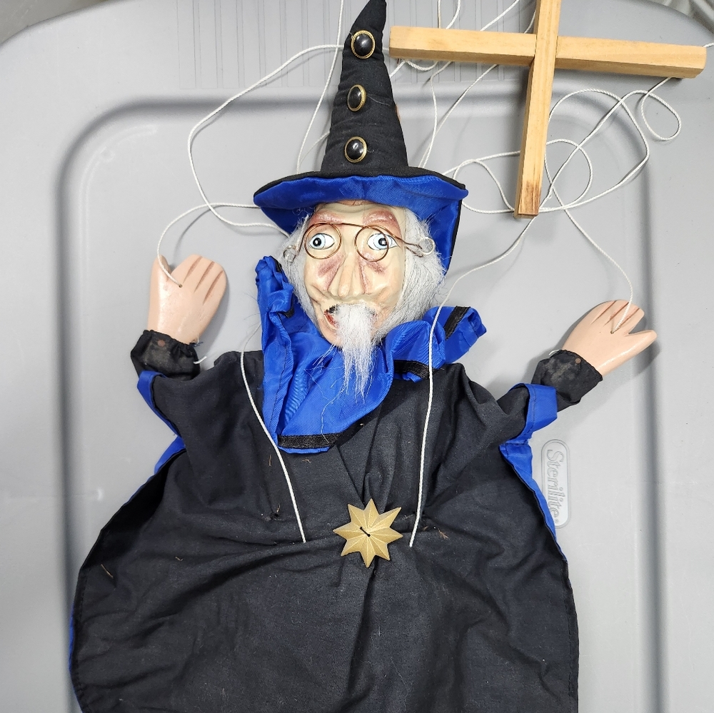 Wizard puppet